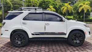 Toyota Fortuner 2012 Diesel lokasi di  , tersedia melalui melalui situs Olx