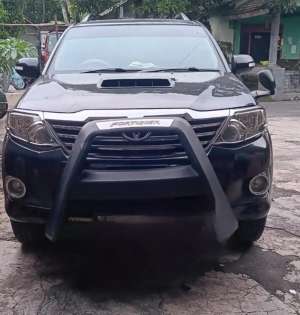 Toyota Fortuner 2014 lokasi di  , tersedia melalui melalui situs Olx
