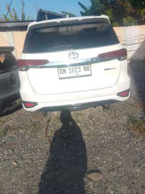 Toyota Fortuner 2019 Bensin lokasi di  , tersedia melalui melalui situs Olx