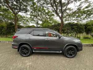 Jual bekas Toyota Fortuner 2020 Diesel,lokasi di  