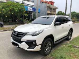 Jual bekas Toyota Fortuner 2.4 VRZ TRD 2020,lokasi di  