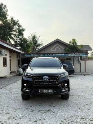 Jual bekas Toyota Fortuner Gr 2.4 Metic Diesel 2021,lokasi di  