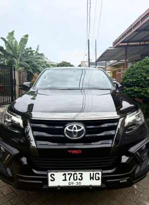 toyota fortuner tahun 2020 lokasi di  , tersedia melalui melalui situs Olx