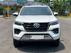 Jual bekas Toyota Fortuner VRZ 2023 Putih,lokasi di Jakarta DKI