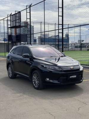 Jual bekas Toyota Harrier 2014 Advance Hitam,lokasi di  