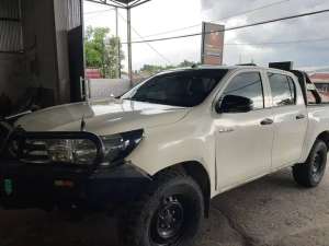 Toyota Hilux 2017 lokasi di  , tersedia melalui melalui situs Olx