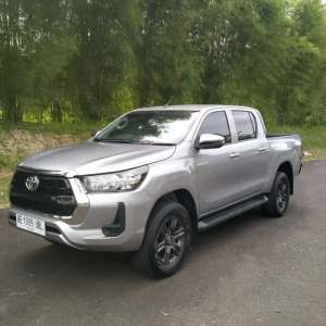 Jual bekas TOYOTA HILUX DC 2.5G MT 4X4 2022 SILVER NOPOL BE ORIGINAL TERAWATBAIK,lokasi di  