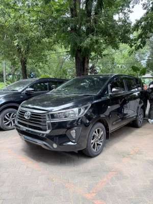 Toyota Innova Reborn lokasi di  , tersedia melalui melalui situs Olx