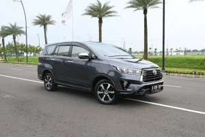 Jual bekas Toyota Innova Venturer 2.4 AT 2022,lokasi di  