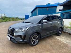 TOYOTA INNOVA VENTURER AT 2021 lokasi di  , tersedia melalui melalui situs Olx