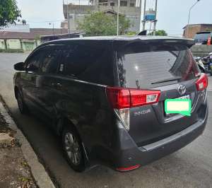 Toyota Kijang Innova 2019 Bensin lokasi di  , tersedia melalui melalui situs Olx