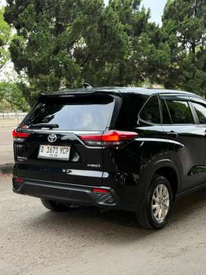 Toyota Kijang Innova 2023 Hybrid lokasi di  , tersedia melalui melalui situs Olx