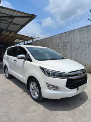 Jual bekas Toyota kijang innova 2.4 Q,lokasi di  