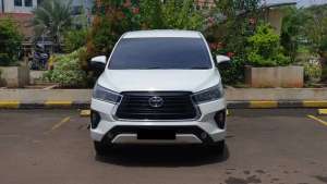 Jual bekas Toyota Kijang Innova Reborn 2.4 G Diesel AT Putih 2017 Upgrade 2022,lokasi di  