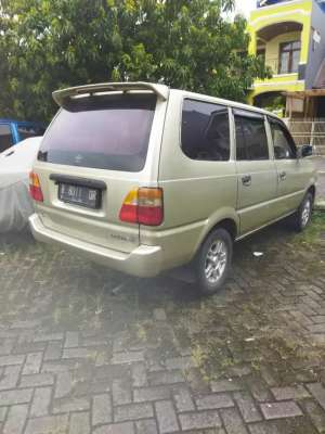 Jual bekas Toyota kijang kapsul LSX 2004,lokasi di  