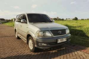 Toyota Kijang Krista lokasi di  , tersedia melalui melalui situs Olx