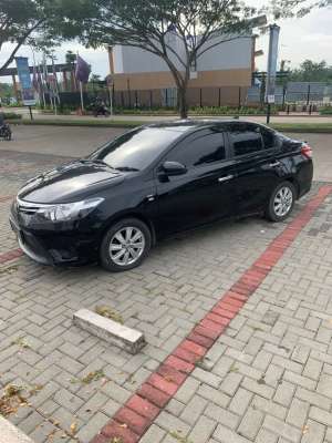 Toyota Limo 2015 Bensin lokasi di  , tersedia melalui melalui situs Olx