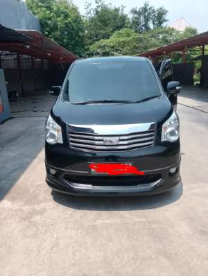 Jual bekas Toyota Nav1 V limited 2016,lokasi di  