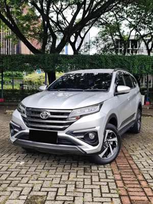 Jual bekas TOYOTA RUSH 1.5 GR AT 2021,lokasi di  