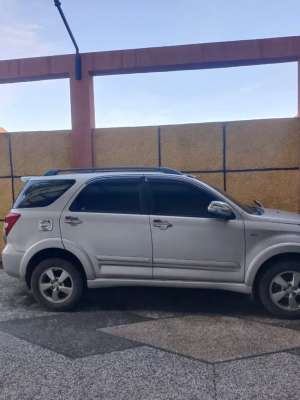 Jual bekas Toyota Rush 2009 Bensin,lokasi di  