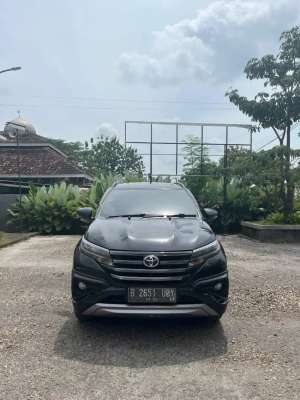 Toyota Rush 2021 lokasi di  , tersedia melalui melalui situs Olx