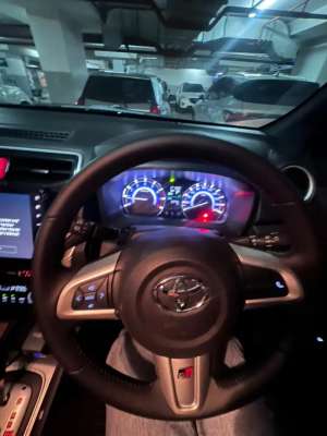 Jual bekas Toyota Rush 2025 Bensin,lokasi di Jakarta Selatan