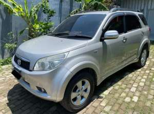Toyota Rush G Manual lokasi di  , tersedia melalui melalui situs Olx