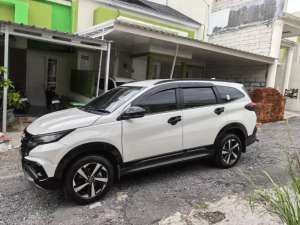 Jual bekas Toyota rush GR matic 2025,lokasi di Bandar Lampung Kota