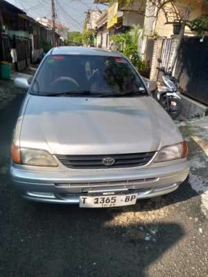 Toyota Soluna GLI MT lokasi di  , tersedia melalui melalui situs Olx