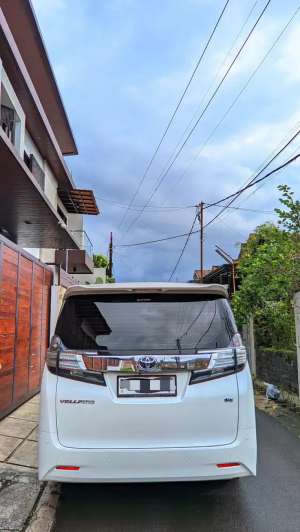 Jual bekas Toyota Vellfire 2015 Bensin,lokasi di  