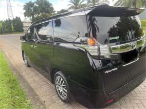 Toyota Vellfire 2016 Bensin lokasi di  , tersedia melalui melalui situs Olx