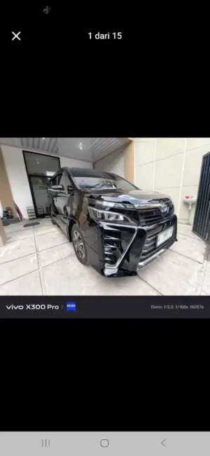 Toyota voxy 2018 lokasi di  , tersedia melalui melalui situs Olx