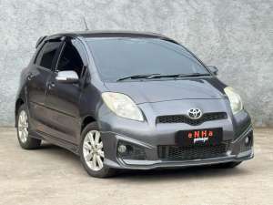 Toyota YARIS S Limited 1.5 AT 2013 MMC.. eNHa garage Semarang.. lokasi di  , tersedia melalui melalui situs Olx