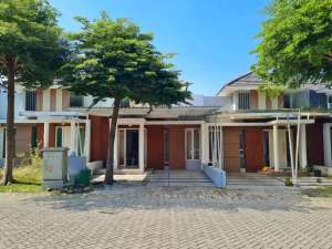 Turun Harga Rumah Minimalis 3 Kamar Kawasan Elite Green Orchid Suhat lokasi di Malang Kota, tersedia melalui melalui situs Olx