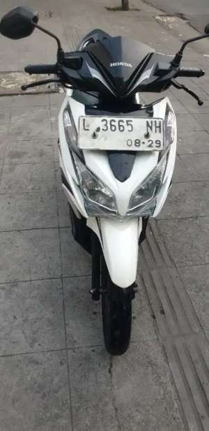 Jual bekas Vario 125 th 2014 mulus poom pjk 08-2026,lokasi di  