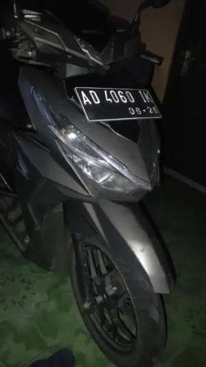 Jual bekas Vario 150cc 2016 kondisi istimewa ex cewek,lokasi di  