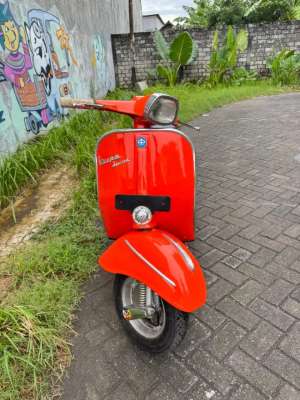 Jual bekas Vespa sprint latin orange,lokasi di  