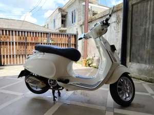Vespa sprint tahun 2016 full modif lokasi di  , tersedia melalui melalui situs Olx