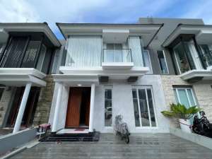 Villa Citraland Gama City Medan Furnish Renov lokasi di Medan Kota, tersedia melalui melalui situs Olx