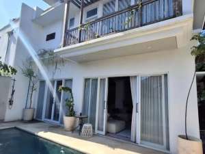 Villa Strategis Tukad Balian Renon Denpasar Bali lokasi di Denpasar Kota, tersedia melalui melalui situs Olx