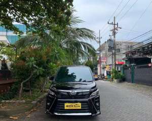 Jual bekas voxy 2020 automatic,lokasi di Surabaya Kota