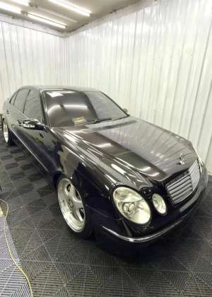 Jual bekas W211 E240 ELEGANCE th 2002 .,lokasi di Yogyakarta Kota