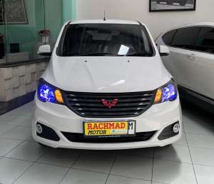 Wuling Confero DB 2023 Putih MT 1.5cc lokasi di  , tersedia melalui melalui situs Olx