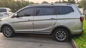 Wuling Cortez 2022 Bensin lokasi di  , tersedia melalui melalui situs Olx