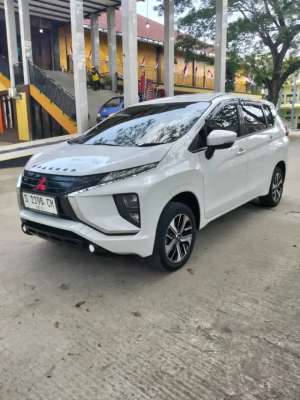 XPANDER GLX MT 2017 lokasi di  , tersedia melalui melalui situs Olx