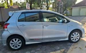 Jual bekas Yaris 2012 E MT,lokasi di Kudus Kab.