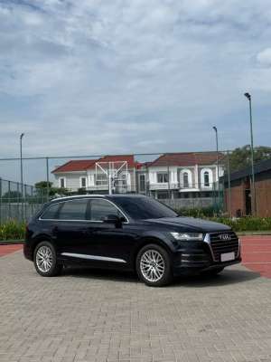 Audi Q7 TFSI Quattro 2017 , tersedia melalui melalui situs Olx