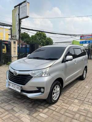 Jual bekas avanza G at matic 2018 km low, mobil antik,lokasi di Tangerang Kota