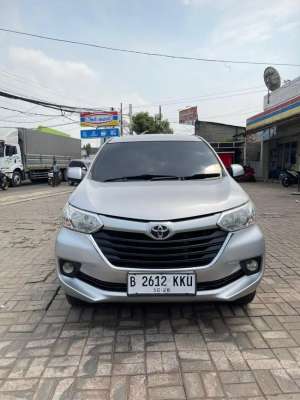 Jual bekas avanza G at matic 2018 km low mobil antik,lokasi di Tangerang Kota