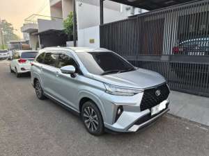 Jual bekas Avanza New Veloz Manual 1.5 Low Kilometer,lokasi di Tangerang Kota